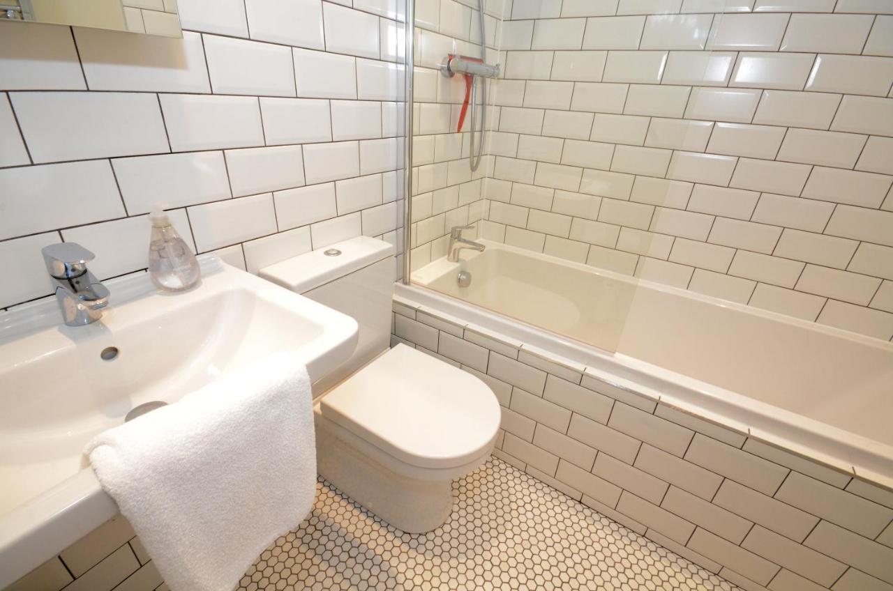The Mews - 2 Bedroom Luxury, Spacious House With Free Parking York Exterior foto